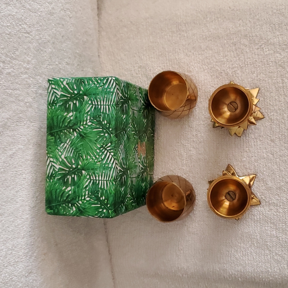 2 Vintage Pineapple Candle Holders - Picture 4 of 10